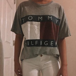 Tommy Hilfiger tee